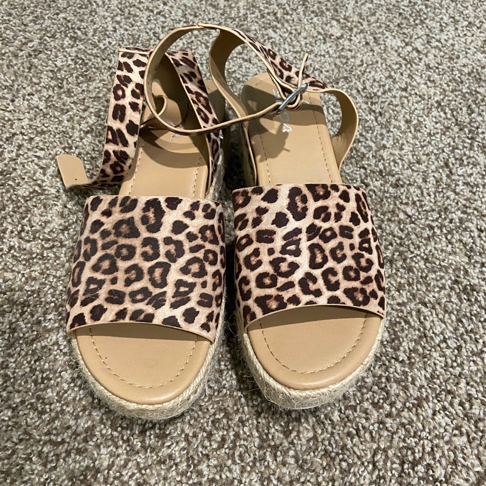 MIA Beige Sandals with Textured Sole